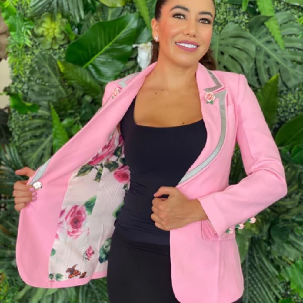 Source Unknown Pink Blazer with Floral Interior